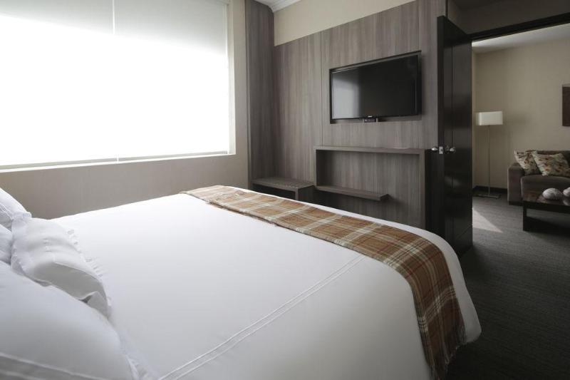Casa Andina Premium Trujillo Hotell Encalada Eksteriør bilde